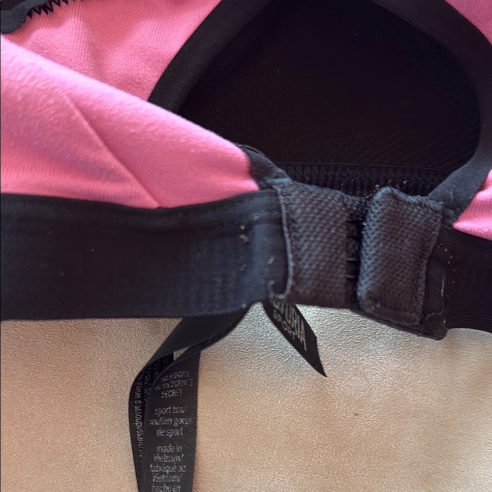 Victoria Secret Sport 34D Pink VS Sports Bra - Picture 8 of 11